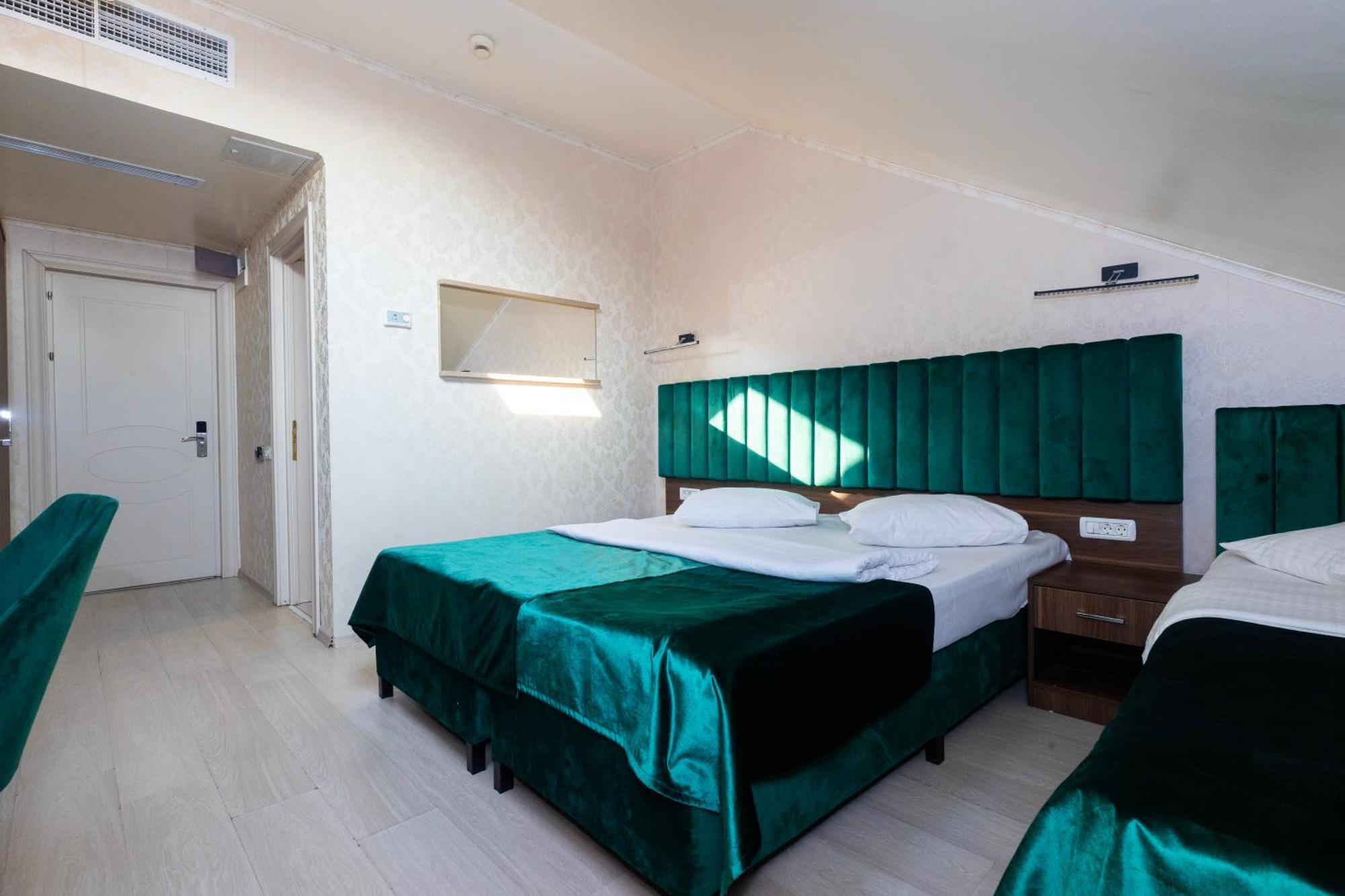 Hotel Merty Constanţa Exteriör bild